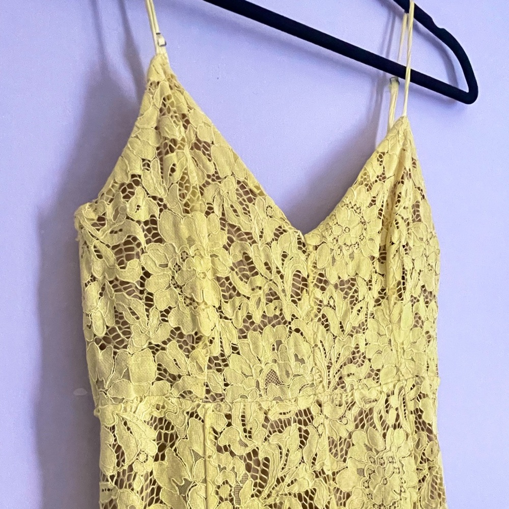 Yellow Lace Mid-Length Dress